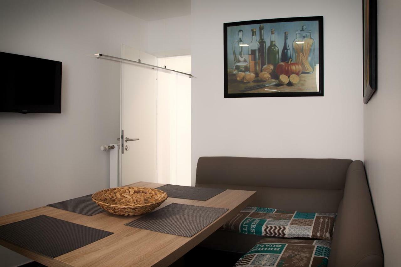 Die Hotelalternative Золинген Экстерьер фото